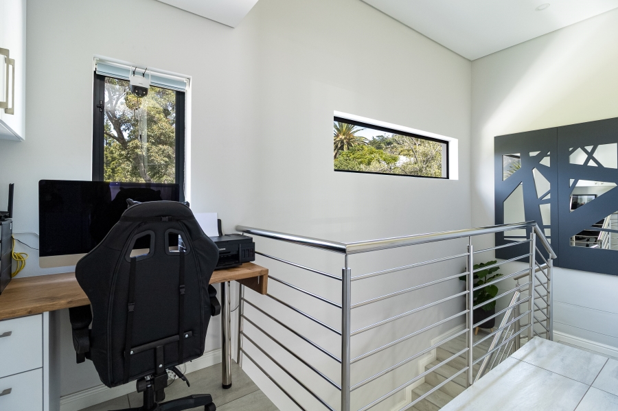 3 Bedroom Property for Sale in Valley Area Western Cape